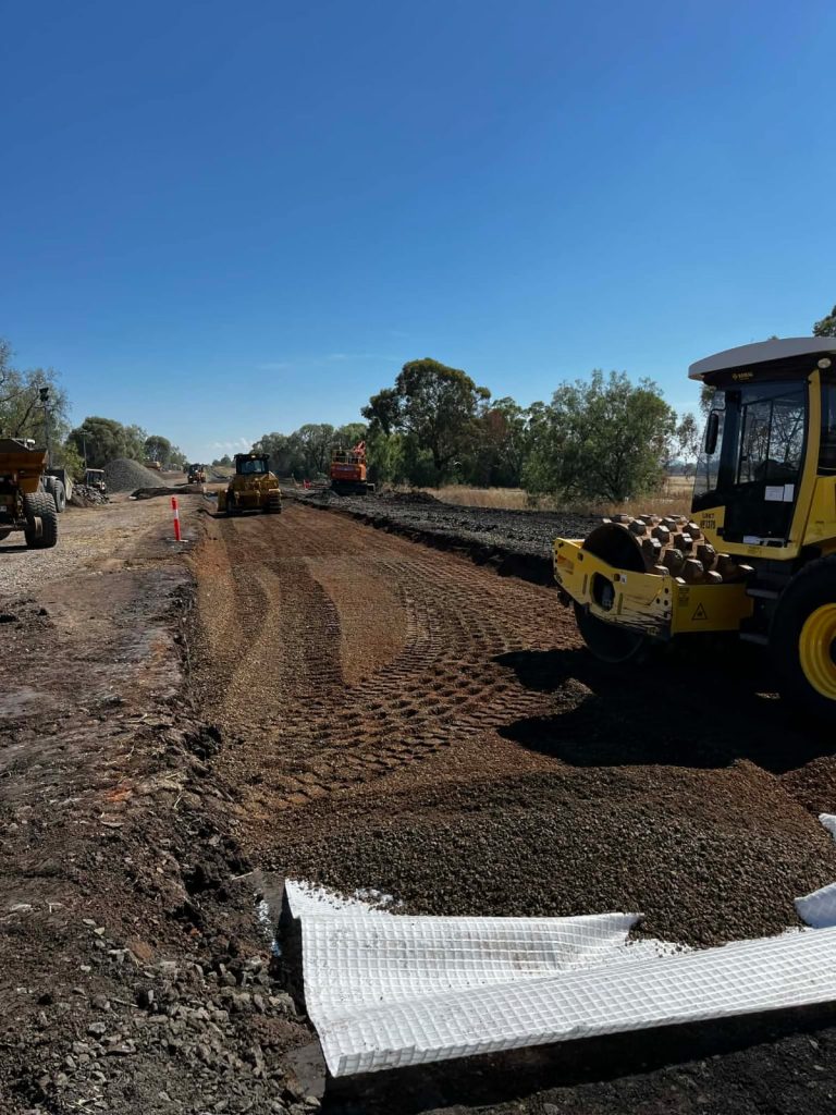Matrix Unlimited personnel undertaking formation rehabilitation and track renewal works in Darra, NSW